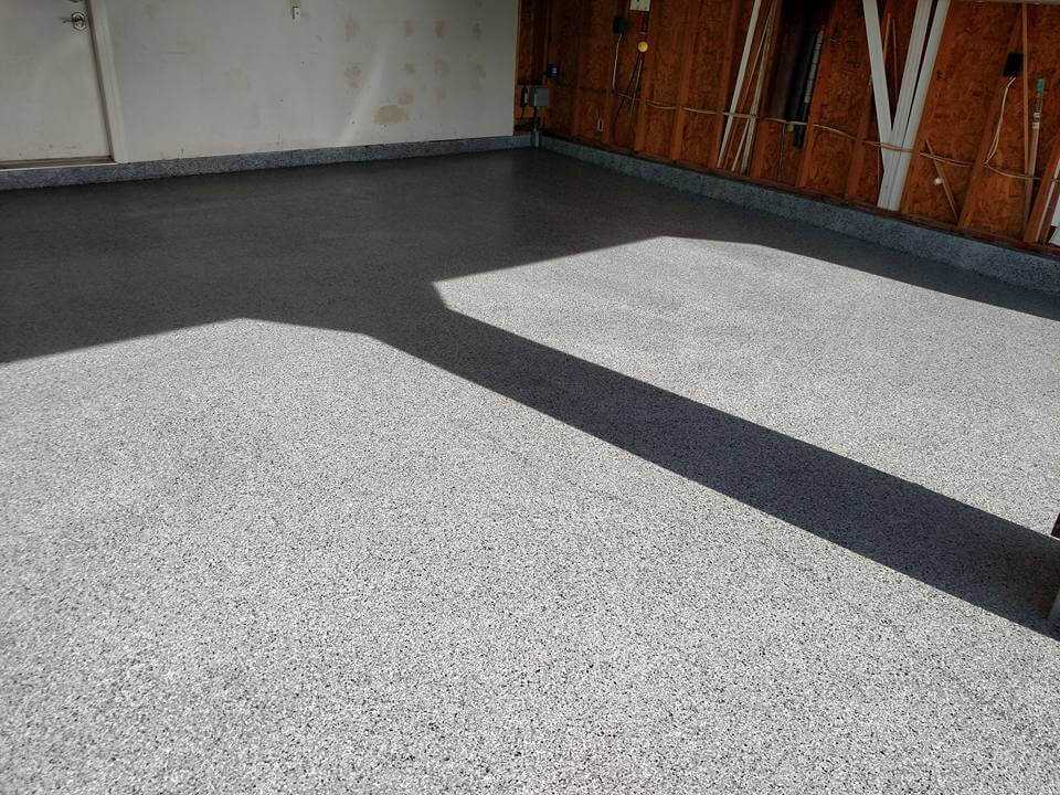Бетонный пол чтобы не пылил: Чем покрыть бетонный пол, чтобы не пылил .