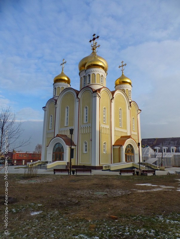 Сайт храм спиридона. Храм Нагатинский Затон храм Спиридона. Храм Спиридона Тримифунтского в Москве. Храм Спиридона Тримифунтского приход в Нагатинском. Церковь Спиридона в Нагатинском Затоне.