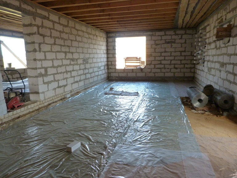 Как залить бетонный пол в частном доме: возможные варианты, пошаговое .