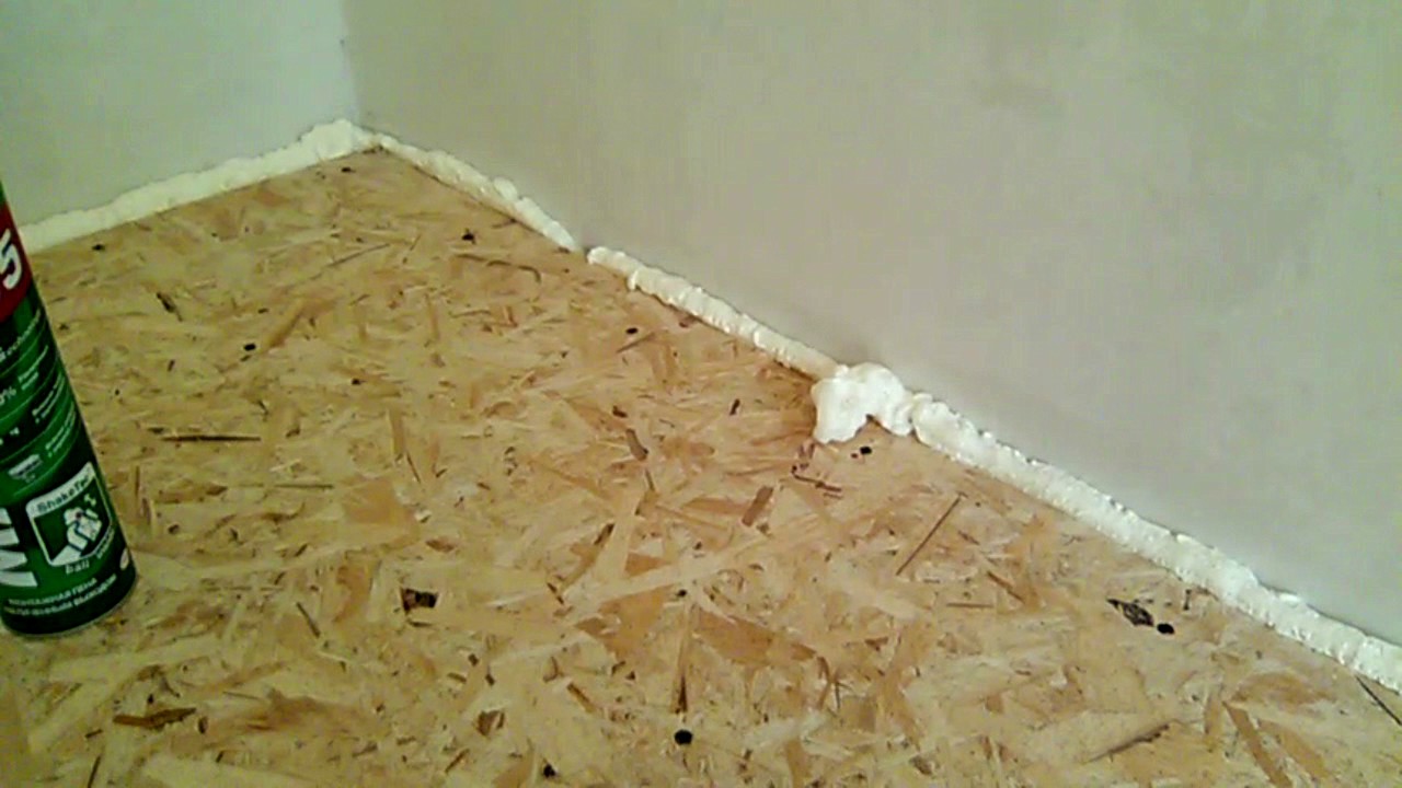 Чем заделать в полу трещины: Чем заделать щели в деревянном полу