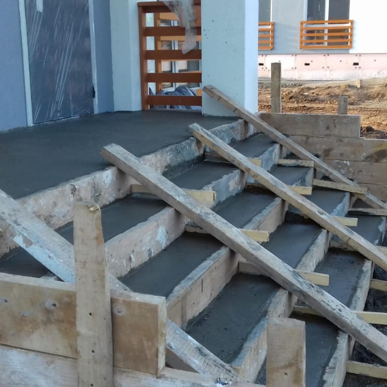 Как сделать крыльцо из бетона