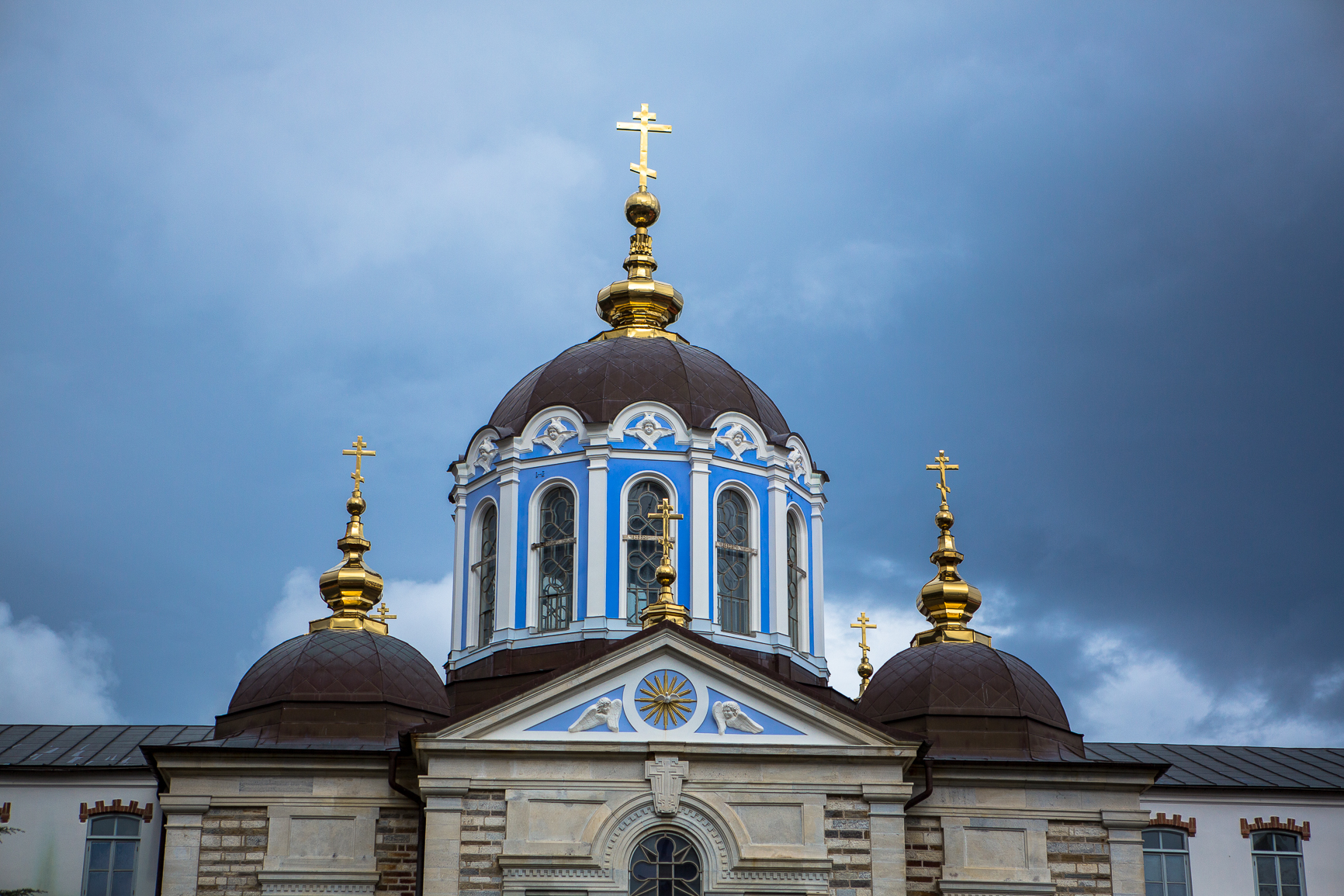 Москва храм дмитрия. Храм Дмитрия Донского Краснодар. Храм Дмитрия Донского Челябинск.