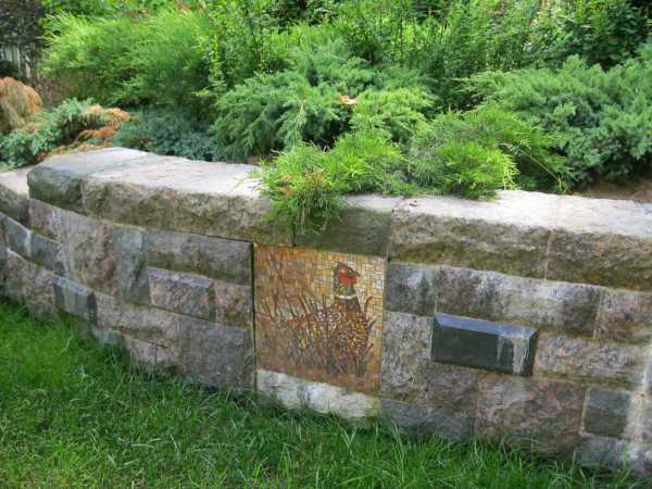 Подпорная стенка из натурального камня фото