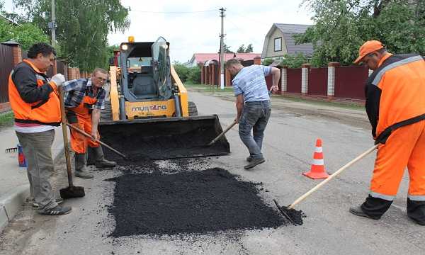 Укладка асфальтобетона фото